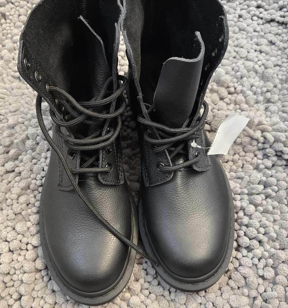 COPY - Doc Martens black womens boots